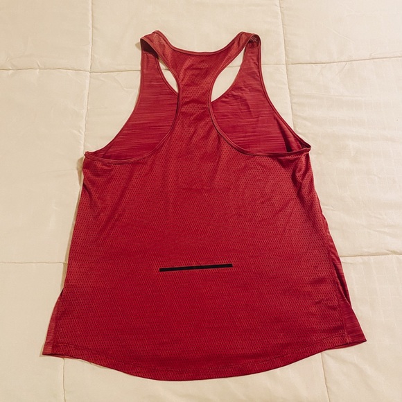 Reebok Workout Tank - EUC - Picture 2 of 7